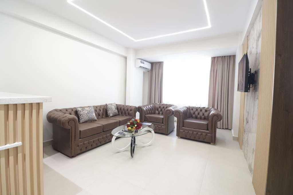 Hotel Sapphire Mombasa Quarto foto